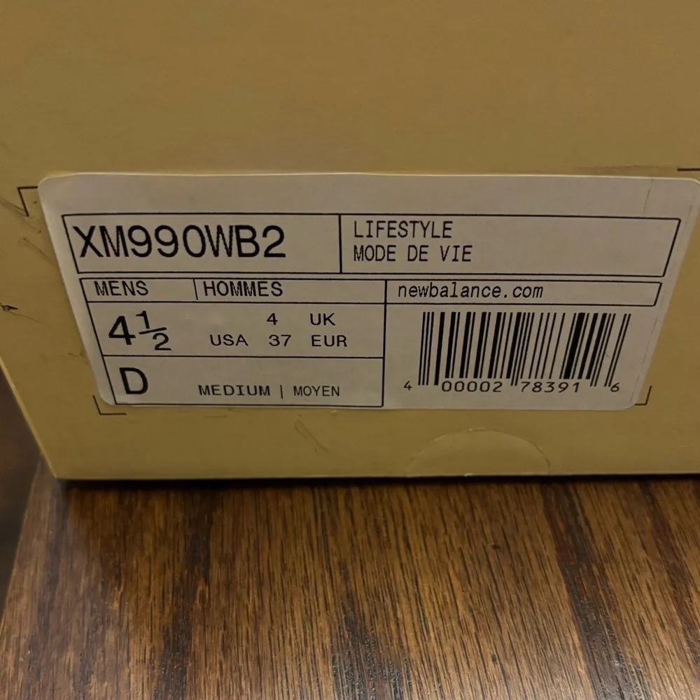 New Balance 990v2 Made in US White/Blue Teddy Santis Sneakers New in Box